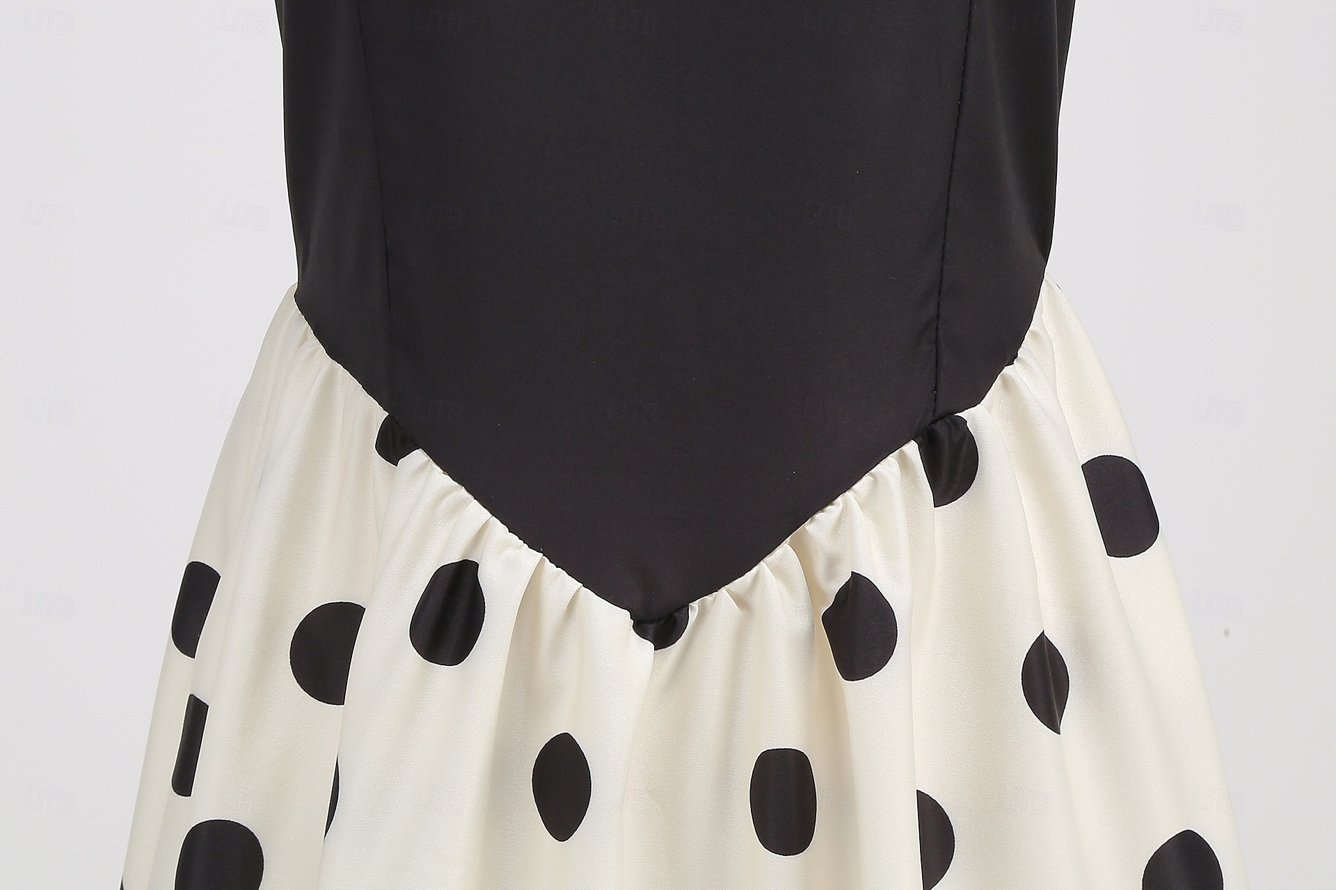 Rétro Vintage Années 1950 Rockabilly Midi Robe trapèze Robe Évasée Coupe ajustée et évasée À pois Femmes Halloween Carnaval Vacances Décontracté Quotidien Soirée à thème rétro Adultes Robe Printemps de 2025 ? $30.99 –P6