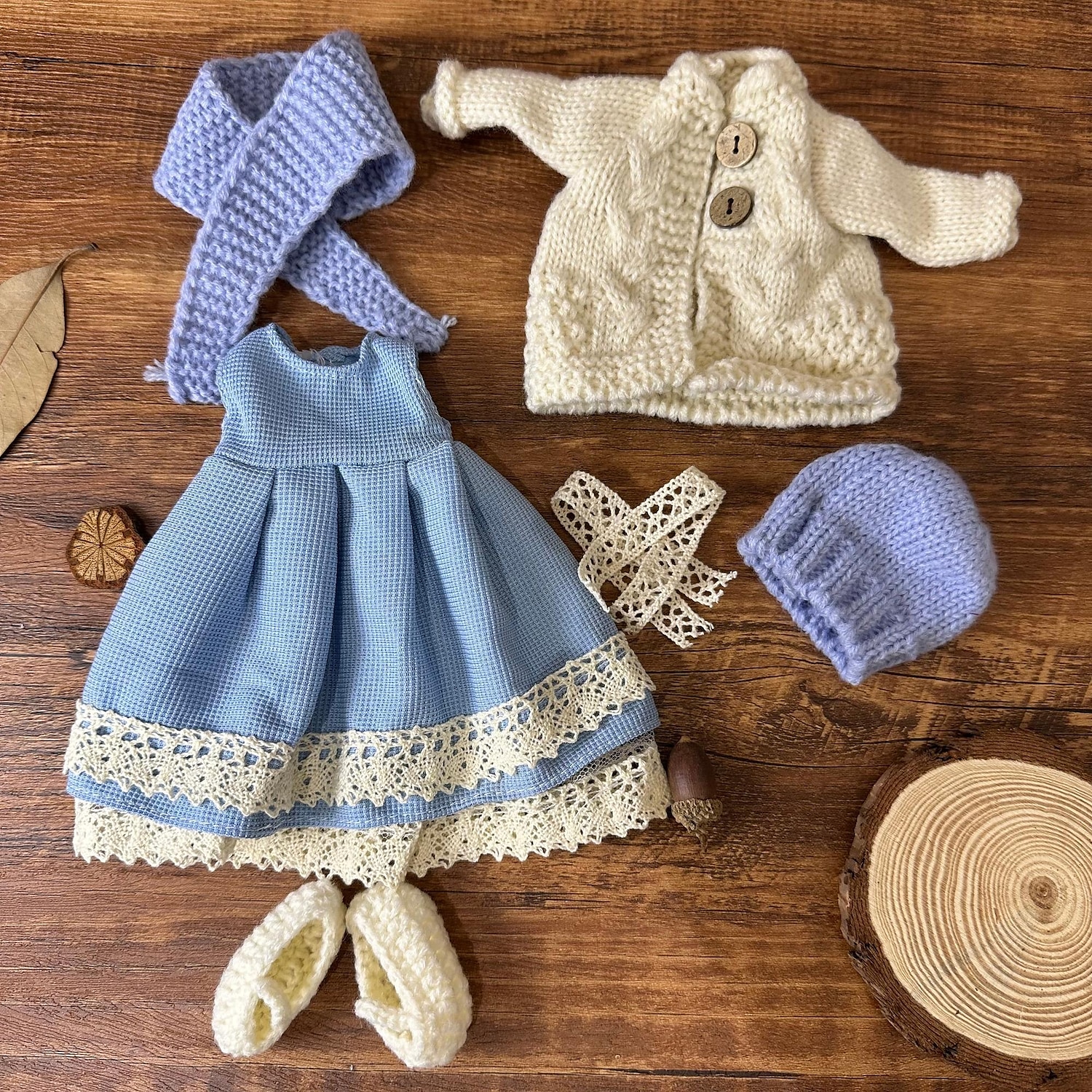 Boneca Waldorf feita à mão para bebês meninas com conjuntos de roupas - boneca de pelúcia macia de 11,8 polegadas para crianças pequenas, presente de Natal ideal para crianças de 2025 por $55.99 –P2