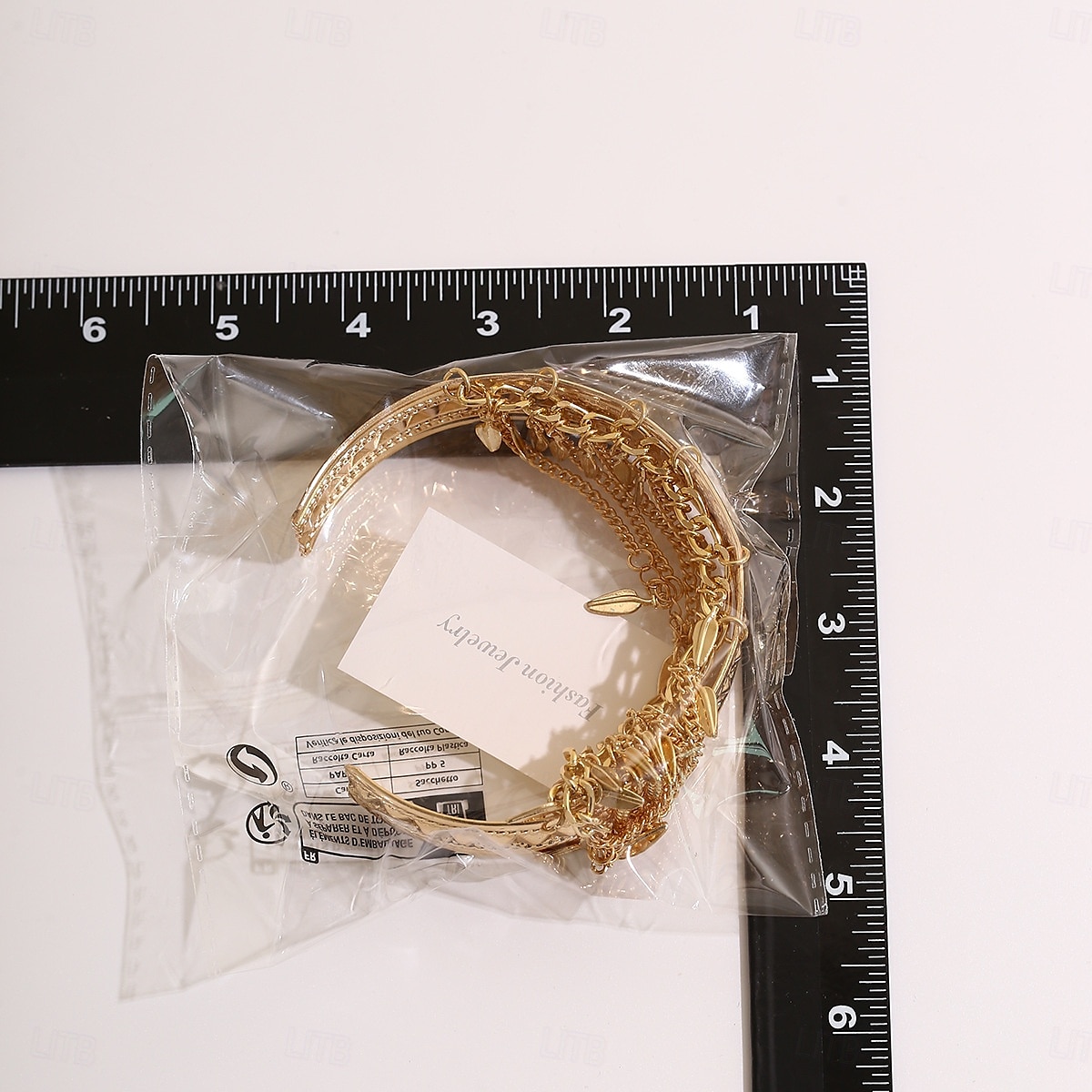 Bracciale da donna a strati in oro con ciondoli a forma di foglia - gioiello boho per feste e festival del 2025 a $11.99 –P8