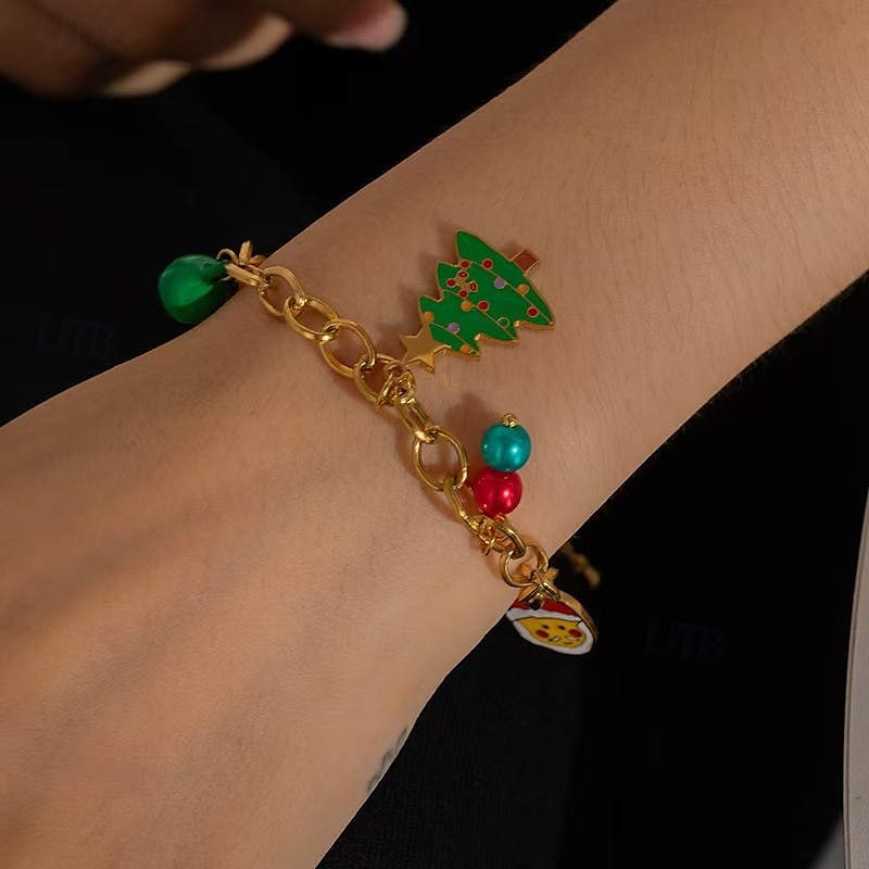 Conjunto de joyas navideñas para mujer: collar, pulsera y pendientes de cadena dorada con colgantes de árbol festivo, Papá Noel y medias, divertidos accesorios navideños para atuendos de fiesta 2025 - GBP £15.25 –P1
