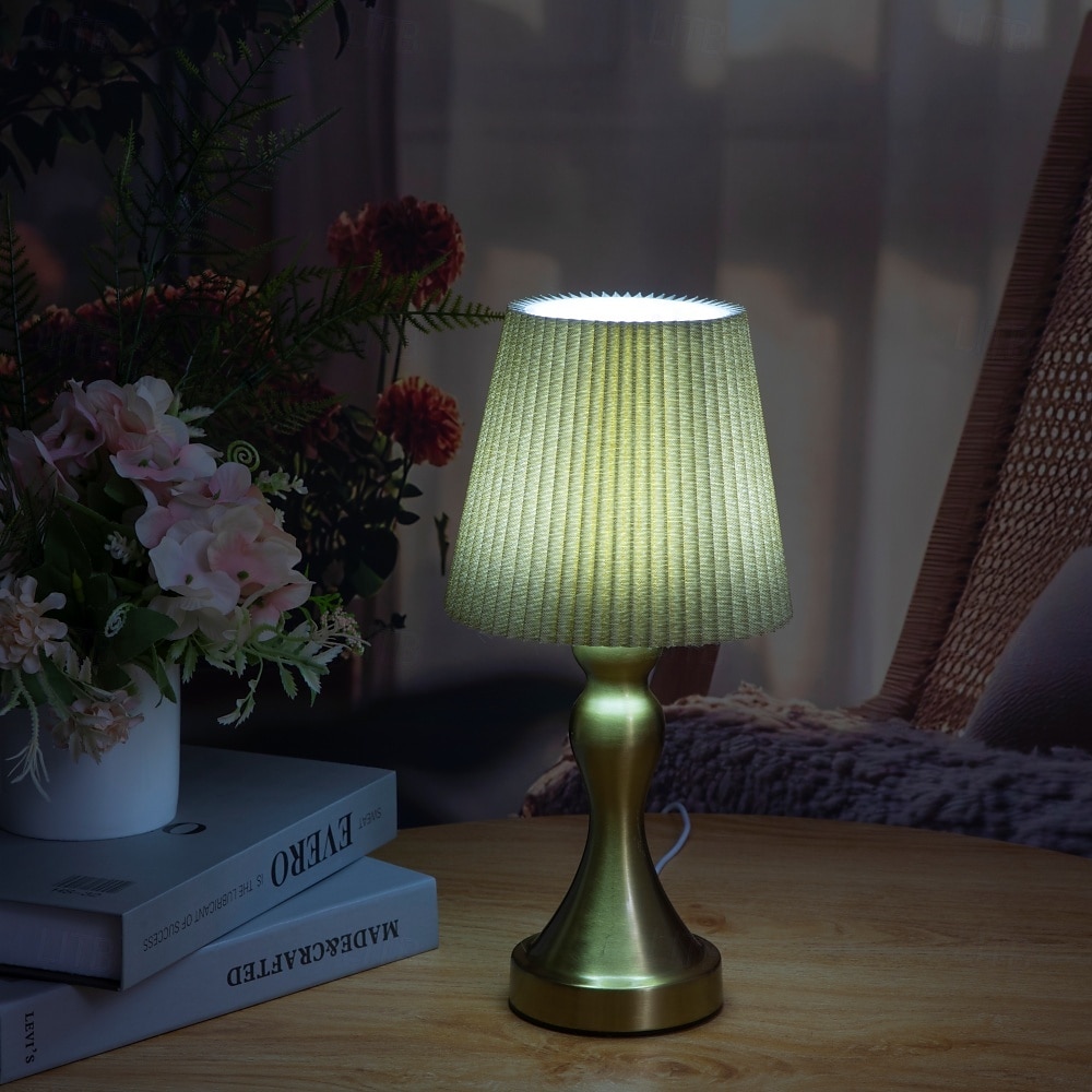 Lampe de lecture décorative moderne contemporaine alimentée par USB pour intérieur en métal de 2025 ? $21.99 –P8