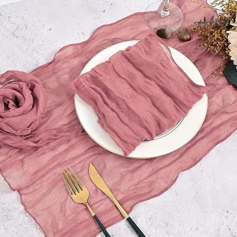 Lot de 10 serviettes en polyester de couleur unie, serviettes de table rectangulaires tissées de 20 x 20 pouces avec bordure élégante, parfaites pour la décoration de table de Noël, de vacances, de de 2025 ? $23.99 –P13