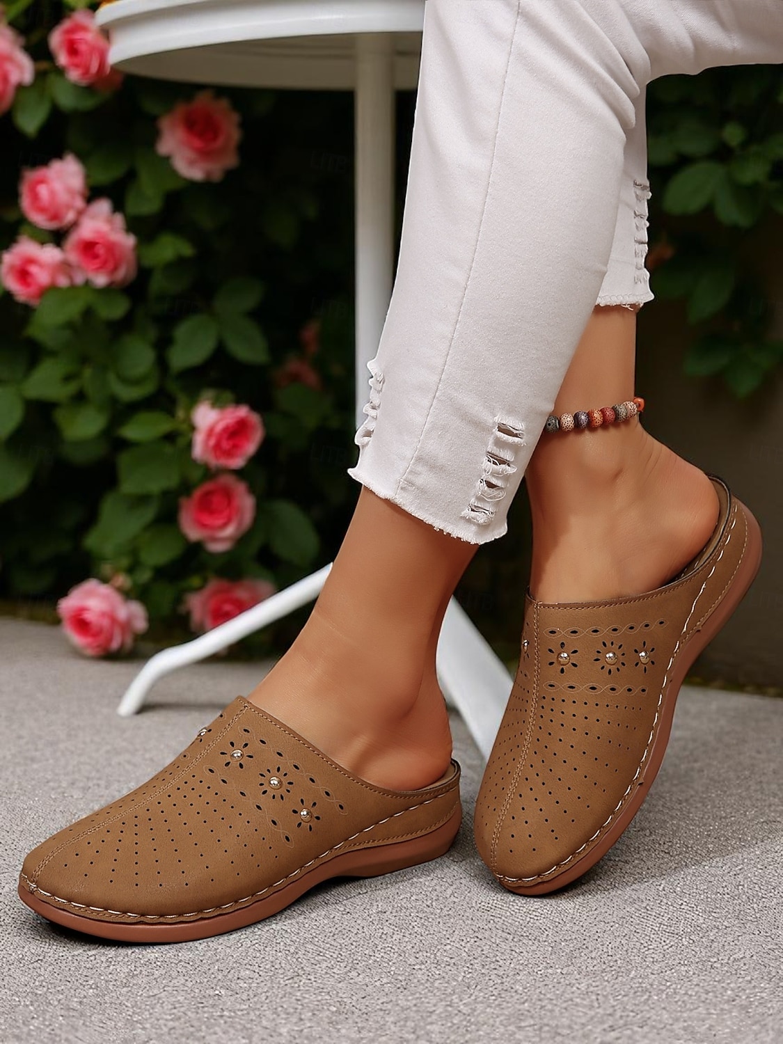 mules à enfiler découpées pour femmes – sabots confortables et respirants pour les journées décontractées, la détente dans le jardin et l'heure du thé sur la terrasse de 2025 ? $24.99 –P3