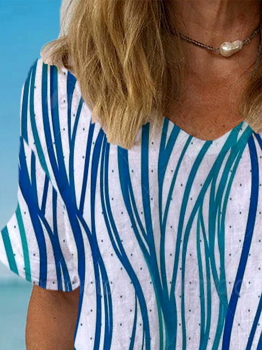 Femmes Chemise Graphique Géométrique Rayé Élégant Classique Occasionnel Manche Courte Col en V Hauts Réguliers Quotidien Tenue de plage Vêtements de vacances Imprimé Bleu Gris Été Printemps de 2025 ? $21.99 –P2
