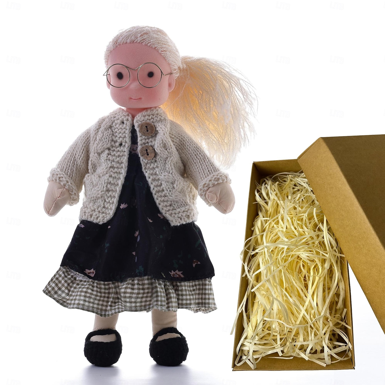 coton waldorf poupée poupée artiste fait à la main festival pouce boîte-cadeau de 2025 ? $46.99 –P17
