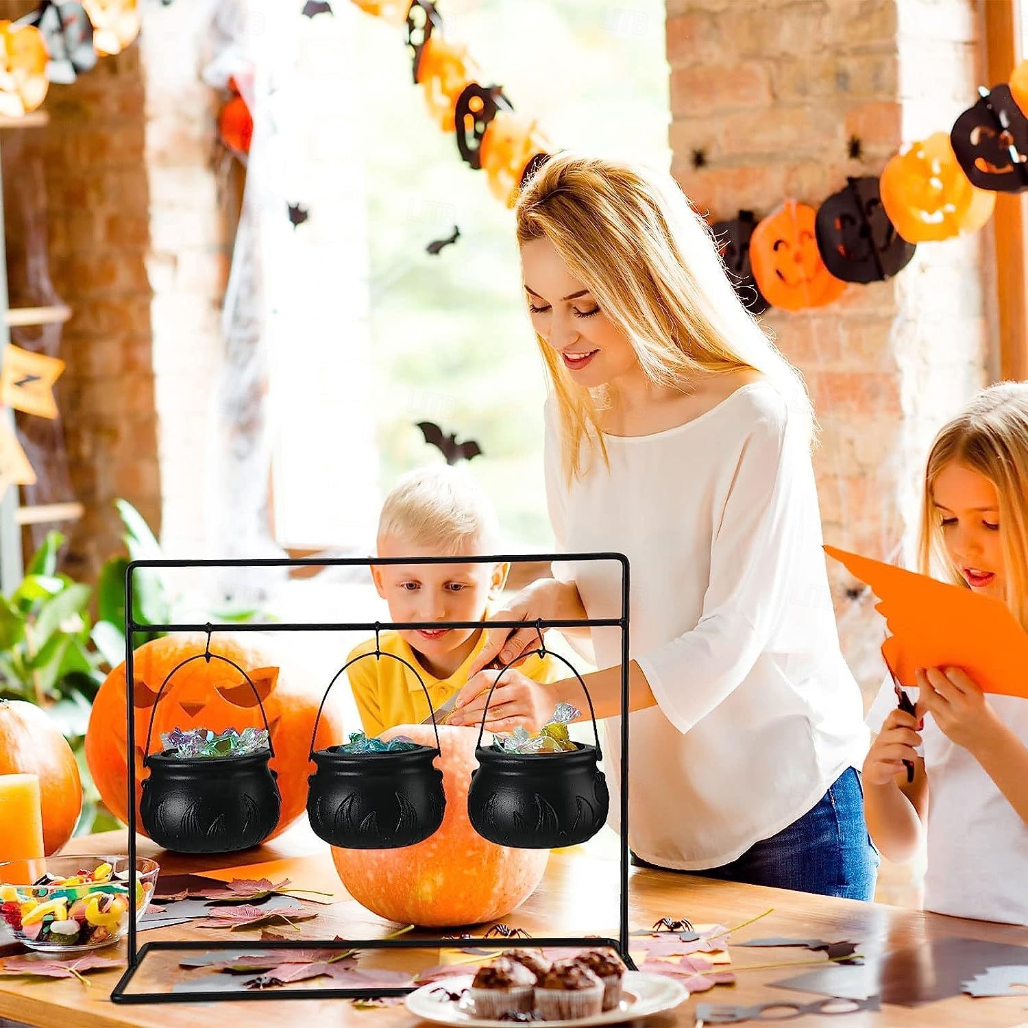 Halloween Cauldrons Serving Bowl Decor, Set of 3/6/9 Hanging Black Plastic Cauldron Bowls with Iron Rack, Large and Mini Cauldrons Candy Bucket Punch Bowls for Table Witch Hocus Pocus Party 2026 - $19.99 –P5