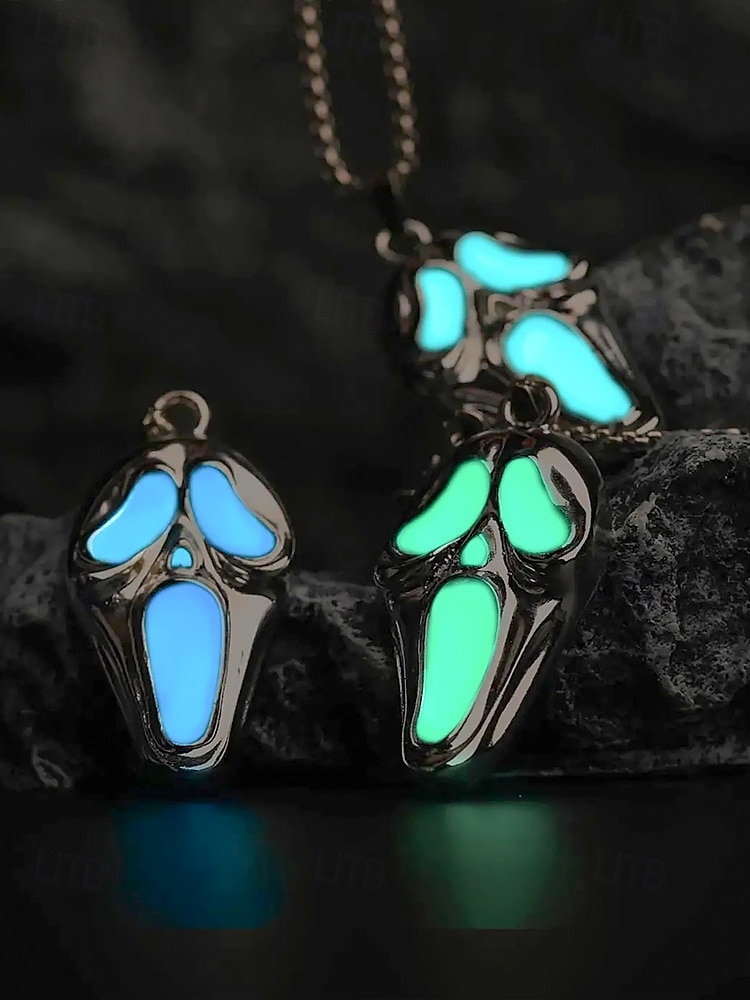 Collier pendentif fantôme phosphorescent pour homme – Bijoux d'horreur d'Halloween pour soirées costumées et événements nocturnes de 2025 ? $9.99 –P3