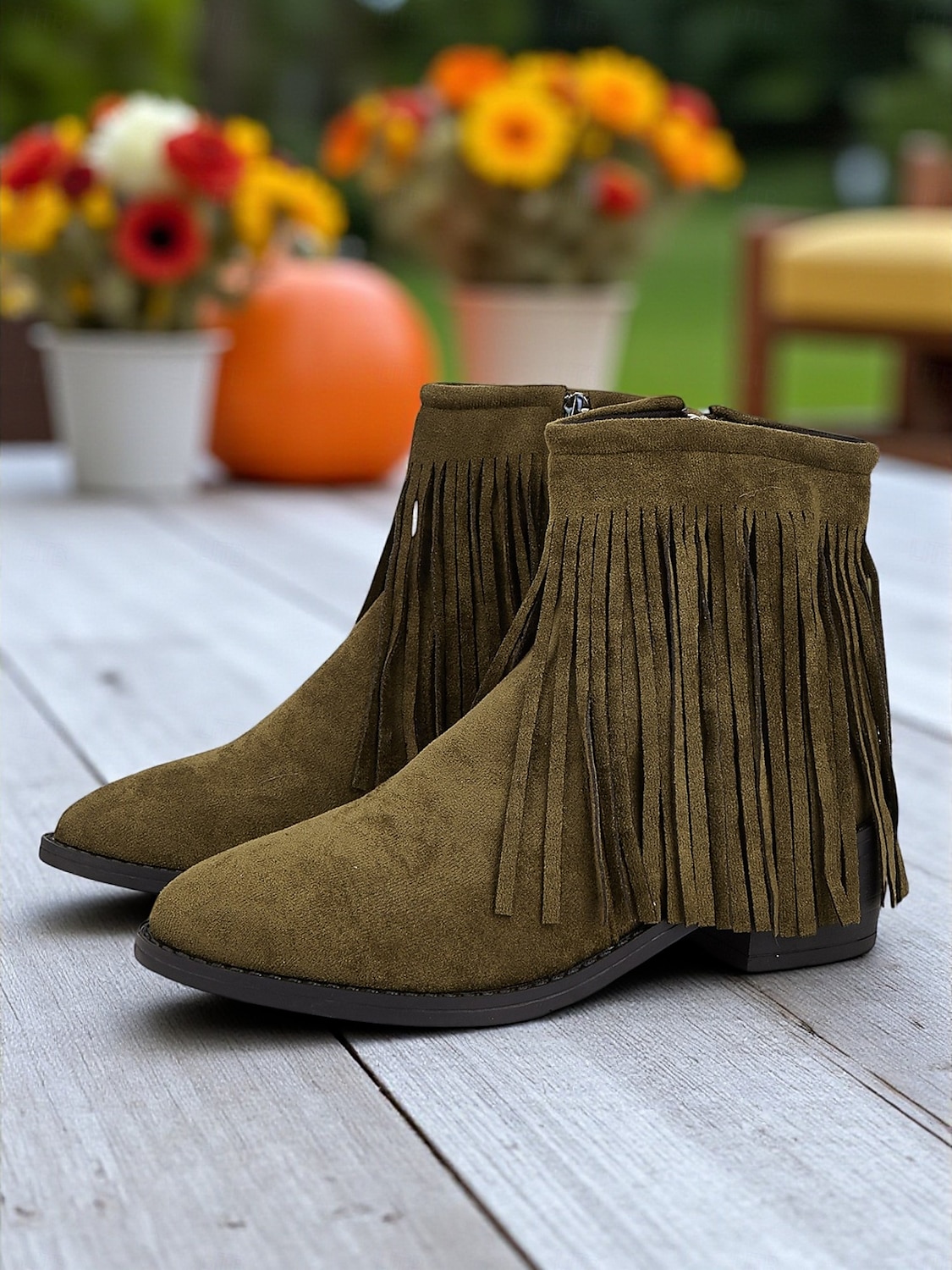 Botines de ante sintético con flecos para mujer: botas cortas de tacón bajo estilo western para looks de otoño, ropa urbana informal y eventos al aire libre. 2025 - $32.99 –P2