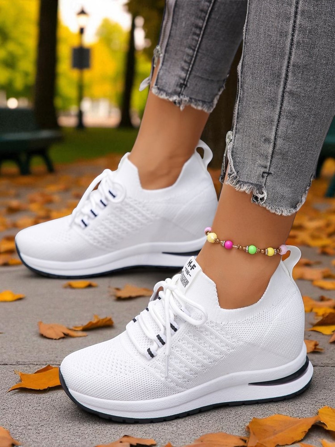 Tênis feminino flyknit com salto oculto, estilo esportivo com listras ousadas, perfeito para uso diário, caminhadas e passeios casuais de 2025 por $24.99 –P2