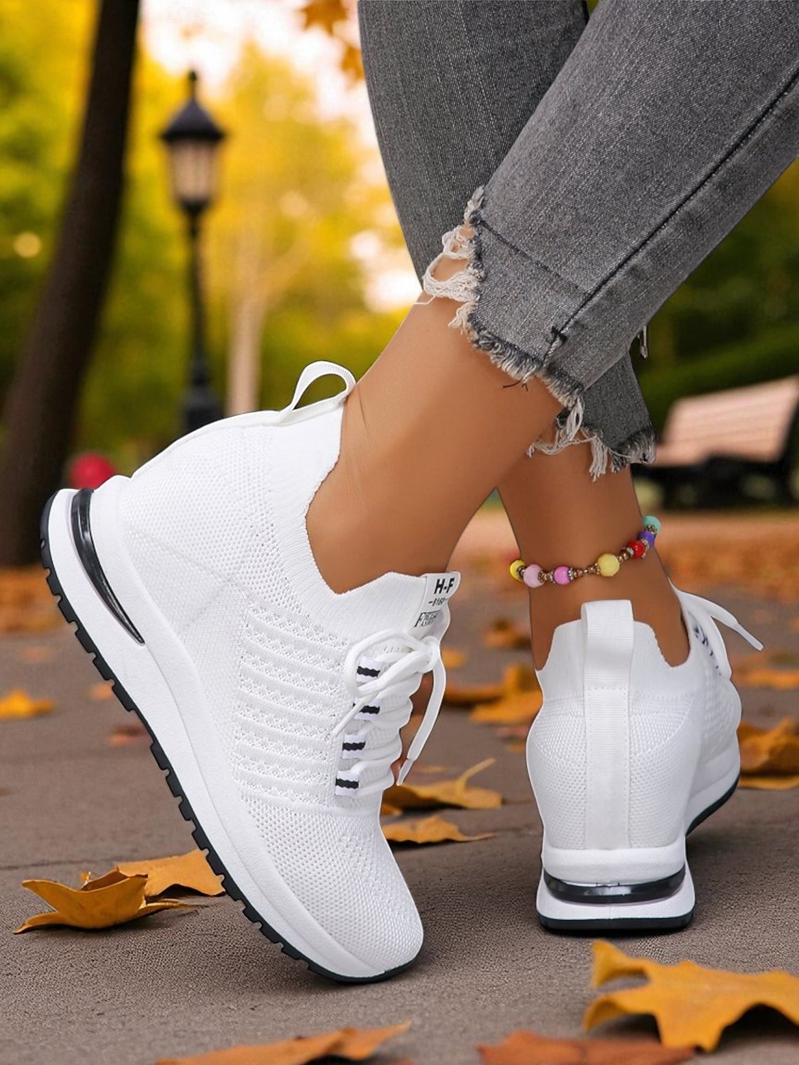 Tênis feminino flyknit com salto oculto, estilo esportivo com listras ousadas, perfeito para uso diário, caminhadas e passeios casuais de 2025 por $24.99 –P5