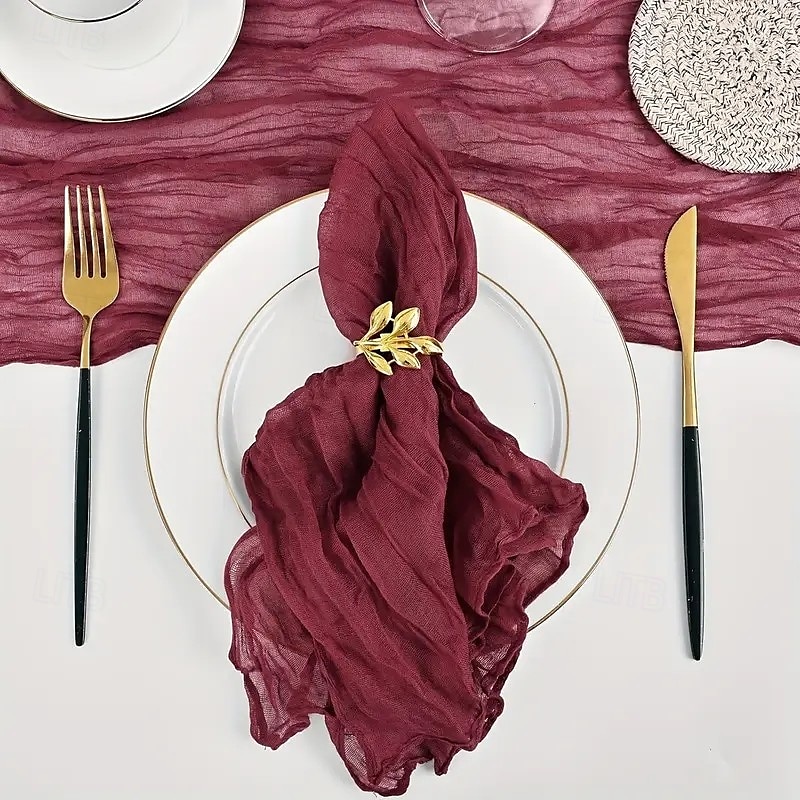 Lot de 10 serviettes en polyester de couleur unie, serviettes de table rectangulaires tissées de 20 x 20 pouces avec bordure élégante, parfaites pour la décoration de table de Noël, de vacances, de de 2025 ? $23.99 –P2