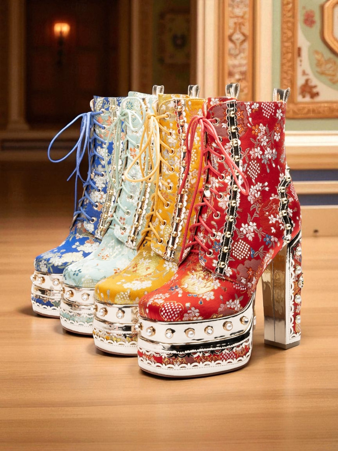 Női arany brokát fűzős platform csizma strassz díszítéssel - az 1970-es évek glam rock újjáéledését idéző vastag sarkú cipő hölgyeknek, ideális cosplayhez, színpadi fellépéshez és gótikus partikhoz 2025 - $129.99 –P1