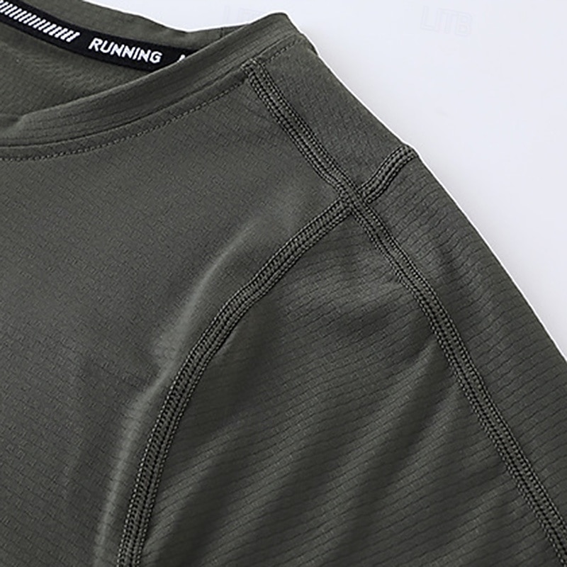 Miesten Performance paita Urheilullinen t-paita Pitkähihainen Tiukka pyöreä kaula-aukko Topit Ulko- Nopea kuivuminen Hikeä siirtävä Hajua estävä Hengittävä Kevät Syksy Nylon Musta Vaalean vihre 2026 - $25.99 –P8