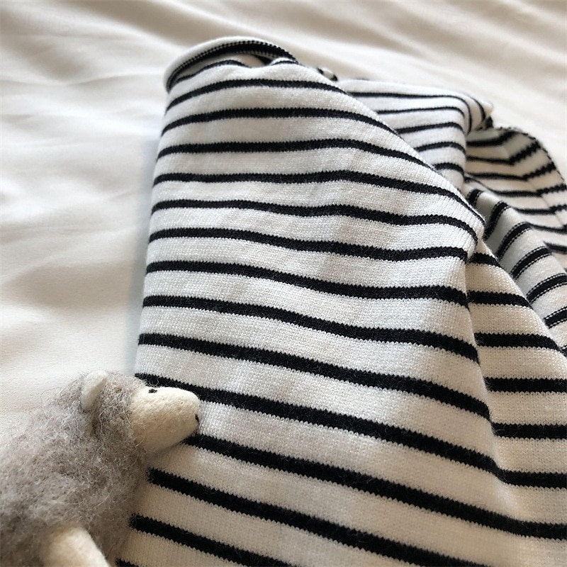 Dame Skjerf for kvinner Gate Daglig Stevnemøte Svart Hvit Brun Skjerf Stripe 2025 - $19.49 –P9