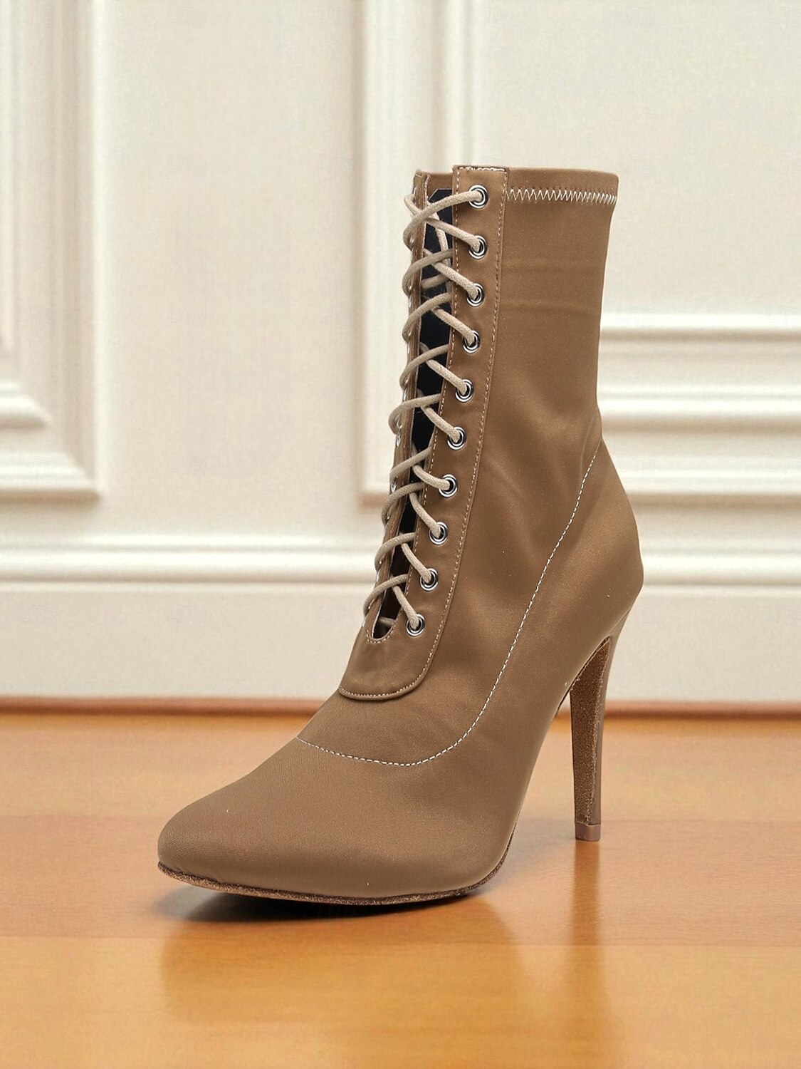 Bottines de danse à lacets extensibles marron pour femmes - bottines courtes à talons hauts pour la danse de salon latine, le jazz et les performances sur scène de 2025 ? $59.99 –P7