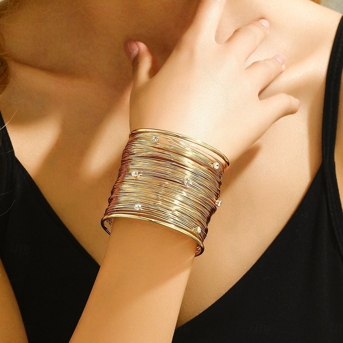 Women's Gold Layered Wire Cuff Bracelet - Rhinestone Studded Statement Bangle for Evening Parties and Cocktail Events 2025 - GBP £9.51 –P2