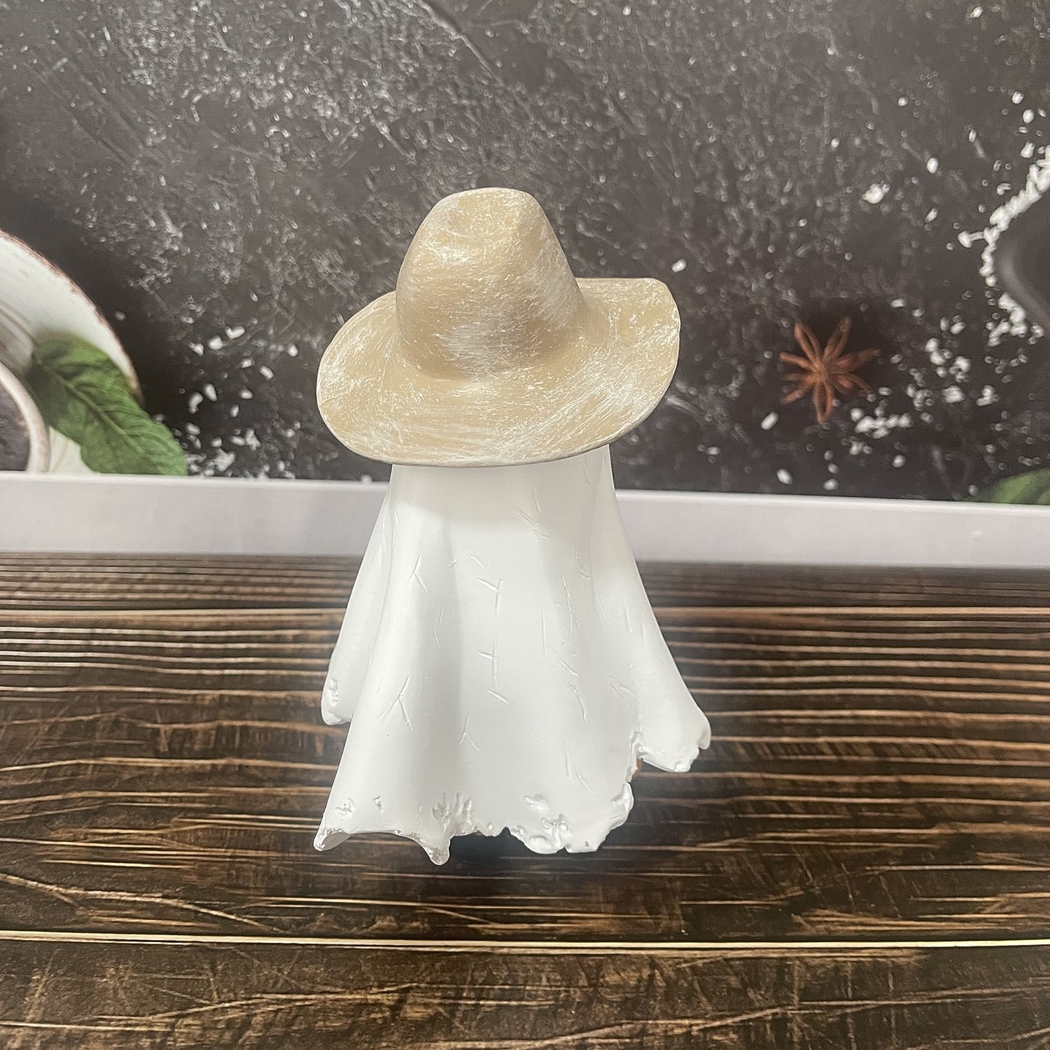 Halloween Cowboy Cute Ghost Decoration Resin Figurine, Spooky Resin Sculpture Decor, Small Desktop Statue for Home, Office, Party Decoration 2026 - $26.99 –P8