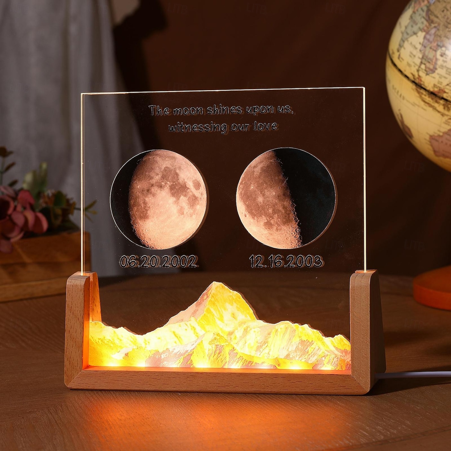 1 luce notturna in acrilico personalizzata che può essere personalizzata in base a una data specifica per mostrare la fase lunare con opzioni per personalizzare testo e data. Questo la rende un regalo del 2025 a $60.99 –P1