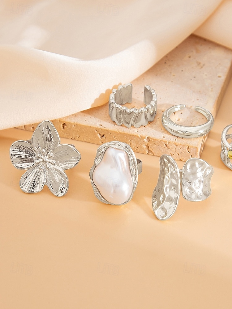 6-teiliges Vintage-Goldring-Set für Damen mit Perlen-, Blumen- und Edelsteinakzenten – modische Statement-Legierungsringe für Partys und den Alltag 2025 - $11.99 –P7