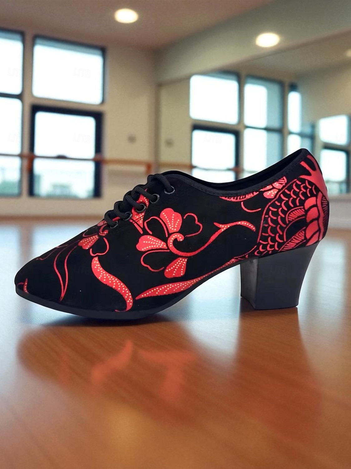 Sapatos de dança femininos com cadarço e flores pretas e vermelhas - salto grosso, sapatos profissionais para prática de salão de baile para dançarinas e treinamento latino de 2025 por $34.99 –P3
