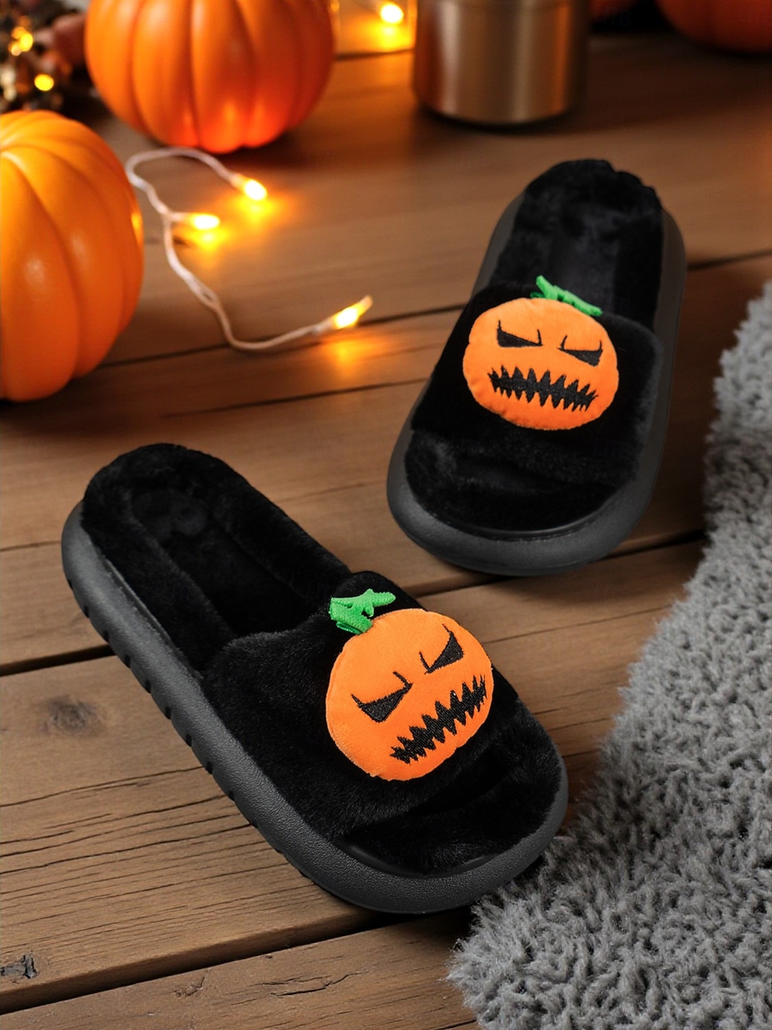 női fehér, bolyhos halloweeni tökcipő – puha beltéri cipő vicces rajzfilmfigurás dizájnnal őszi és ünnepi otthoni viseletre 2025 - $19.99 –P1
