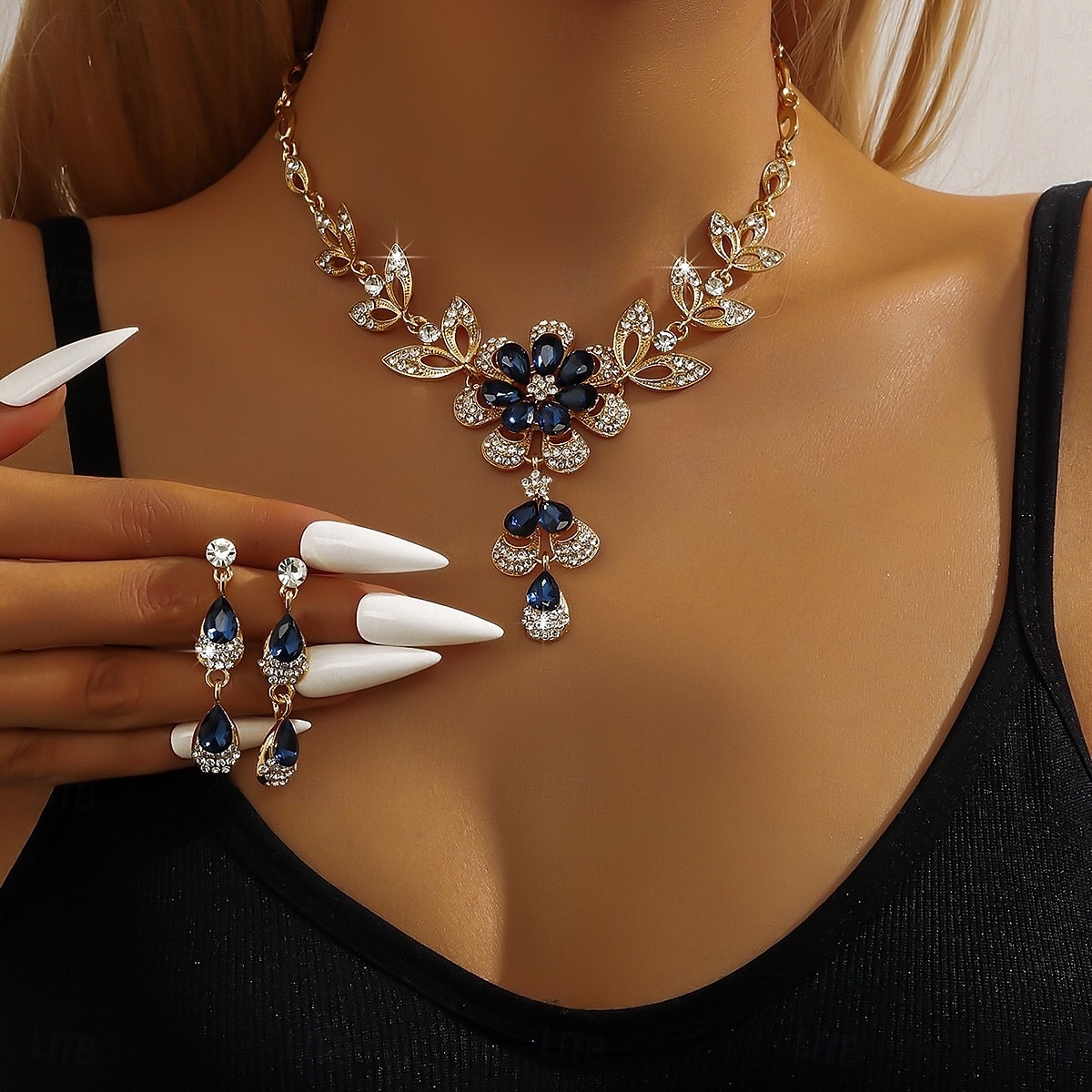 Conjunto de collar y pendientes de cristal azul bañados en oro para mujer con diseño floral: elegante joyería de fiesta para eventos formales y celebraciones nocturnas. 2025 - $14.99 –P4
