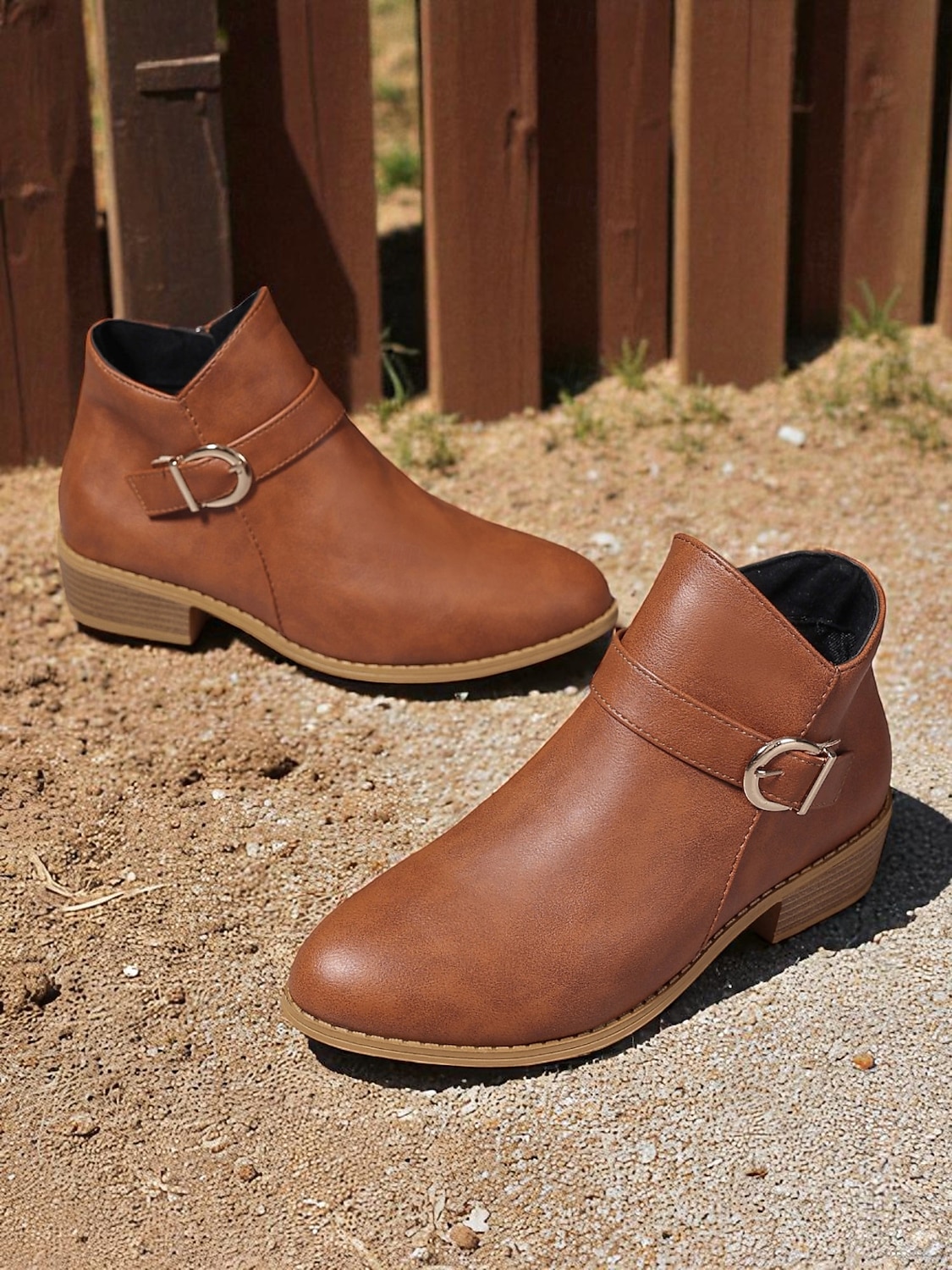 Botines marrones de piel sintética para mujer: botines de tacón bajo con hebilla y cremallera lateral para salidas de otoño, paseos por el campo y uso diario. 2025 - $26.99 –P2