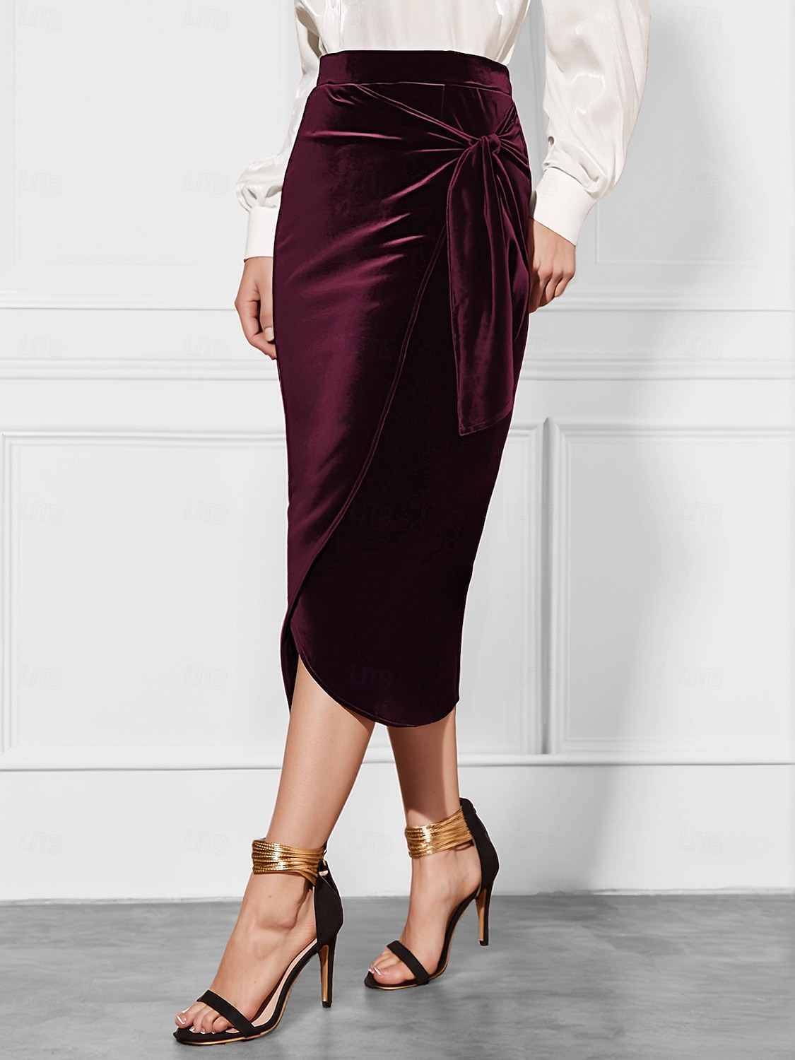 Femmes Jupe Élégant ancien Mode Sexy Midi Taille Moyenne Jupes Uni Froncé Fendu Micro-Élastique École Noël Rouge bordeaux Printemps Polyester Velours de 2025 ? $26.99 –P4