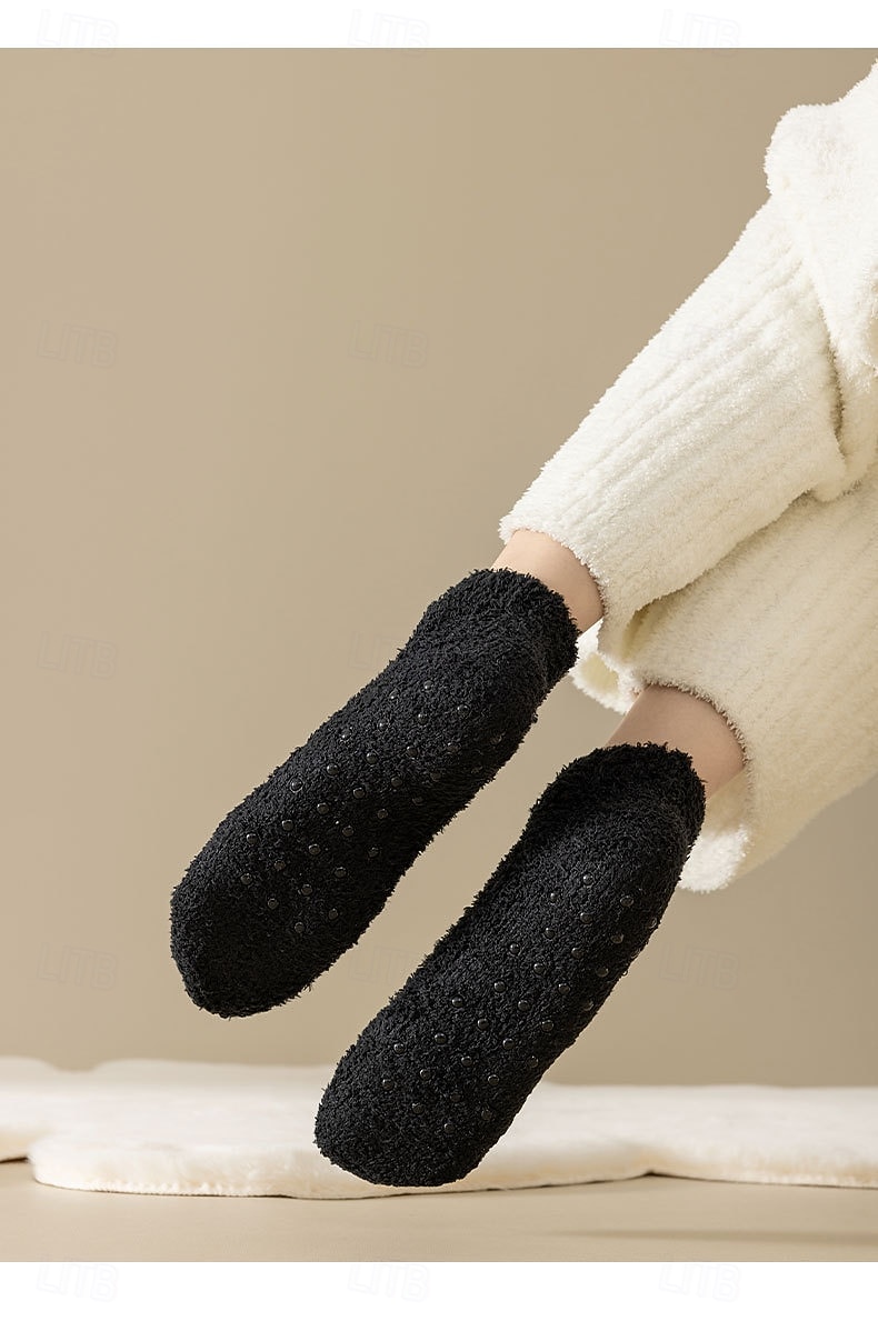 naisten irtoamattomat, näkymättömät sukat, yksivärinen korallifleece paksut talvilattiasukat, lämpimät kotisukat silikonipohjaisilla liukuestepohjilla 2026 - $7.99 –P1