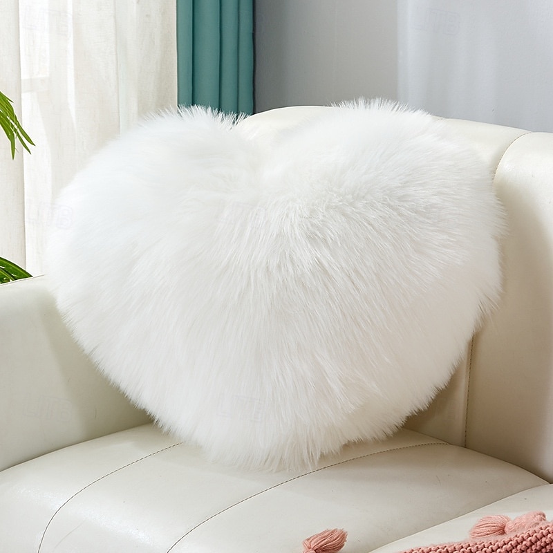 Valentine's Day Wine Red and Gray Heart-Shaped Pillow, Faux Fox Fur Decorative Cushion, Soft Fluffy Throw Pillow for Sofa, Chair, Bed, Living Room, Plush Home Decor Accent 2026 - $20.99 –P20