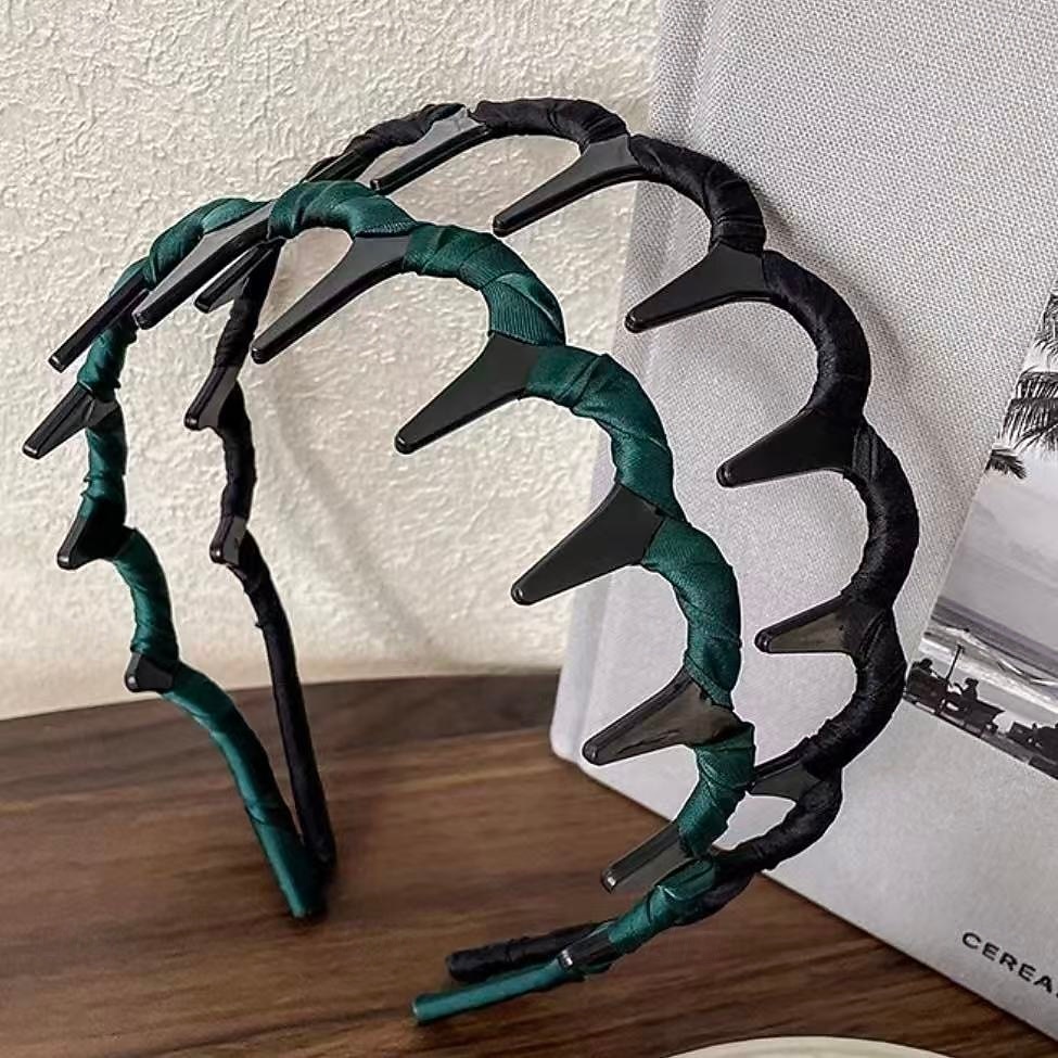 Diadema retro de calavera alta con perlas para mujer, 3/6 unidades, diadema francesa antideslizante con dientes, elegante accesorio para peinar el cabello y lavarse la cara. 2025 - $9.99 –P5