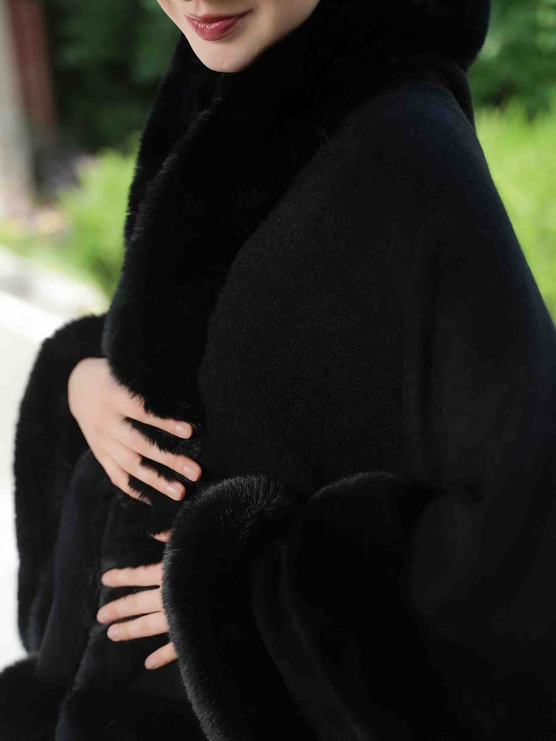 Écharpes en Fausse Fourrure Élégant Garder au Chaud Sans manches Manche Chauve-souris Polyester Boléros de Mariage Avec Couleur unie Pour Occasion Spéciale Automne & Hiver de 2025 ? $74.99 –P5