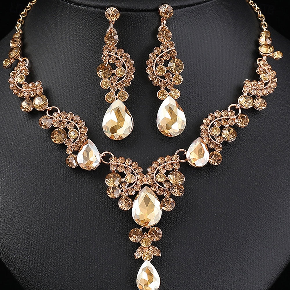 Parure de bijoux 2 Chrome 1 Collier Boucles d'oreilles Femmes Élégant ancien Mode Le style rétro Classique Parure de Bijoux Pour Mariage Soirée robe demoiselle d honneur de 2025 ? $19.99 –P5