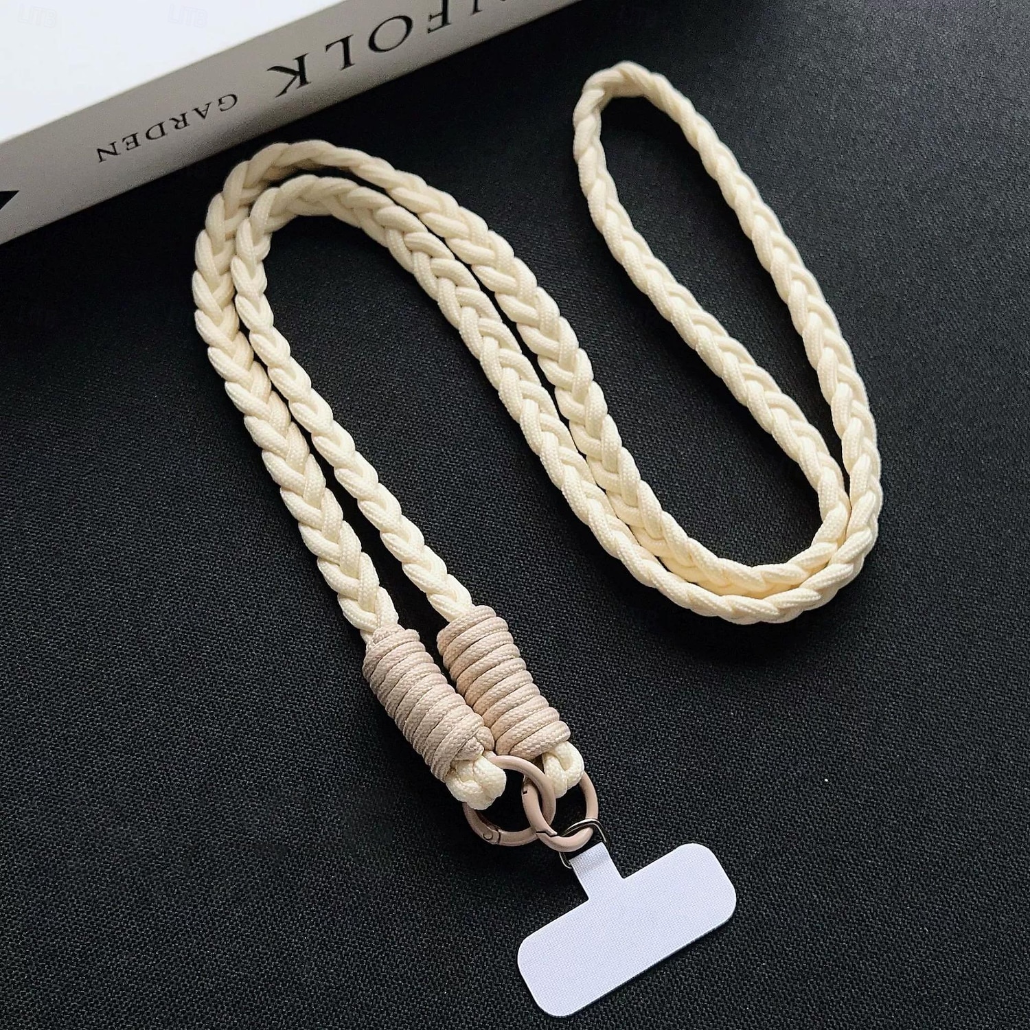 Corda trançada de três fios colorida da moda para meninas, corda diagonal cruzada, anti-perda e resistente, chaveiro para celular, corda de pendurar de cor sólida de 2025 por $7.99 –P6