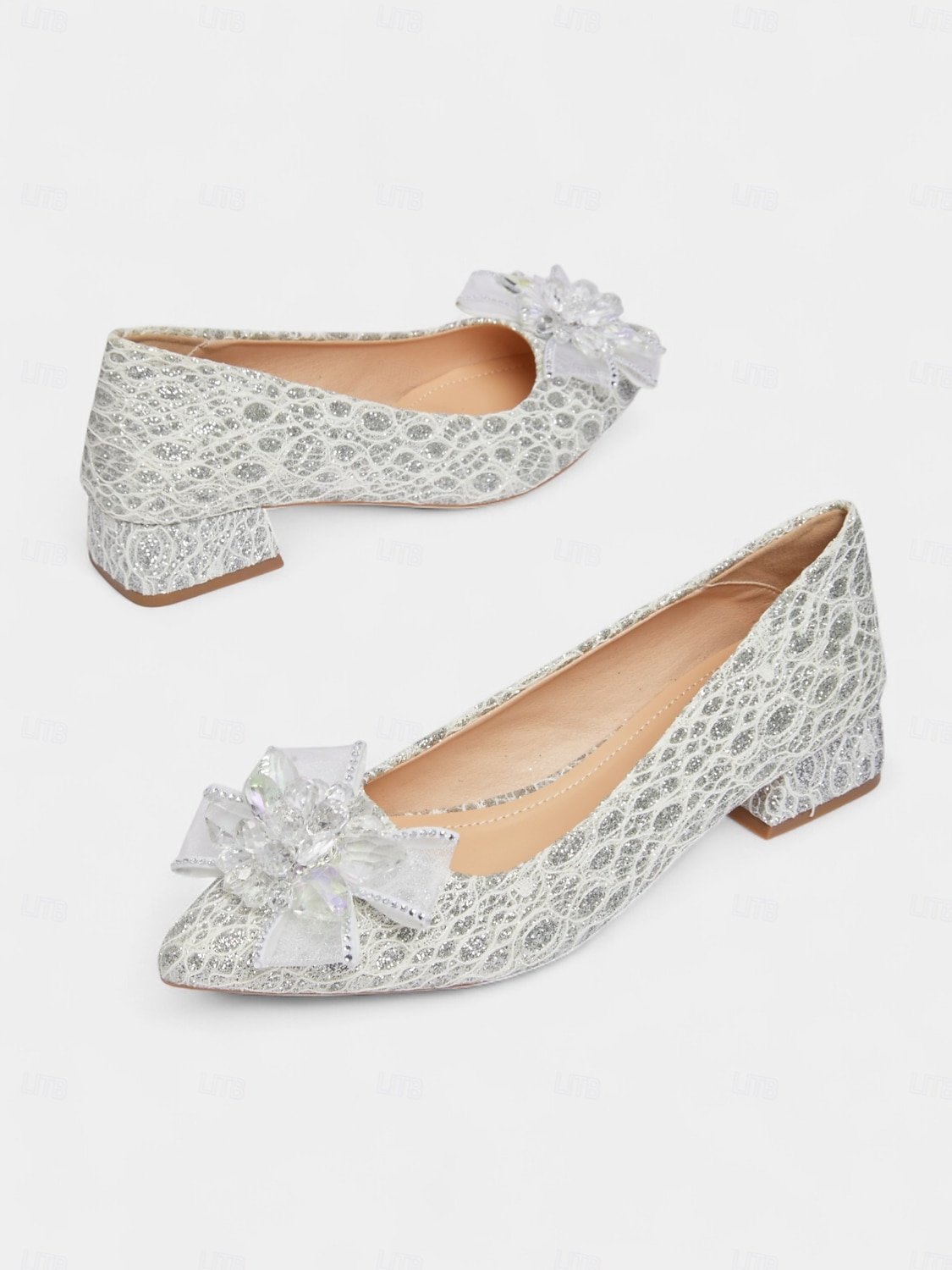 scarpe da sposa da donna con tacco basso e blocco in pizzo glitterato - eleganti décolleté da sposa con punta a punta e fiocco di cristalli per spose, damigelle ed eventi formali del 2025 a $34.99 –P2