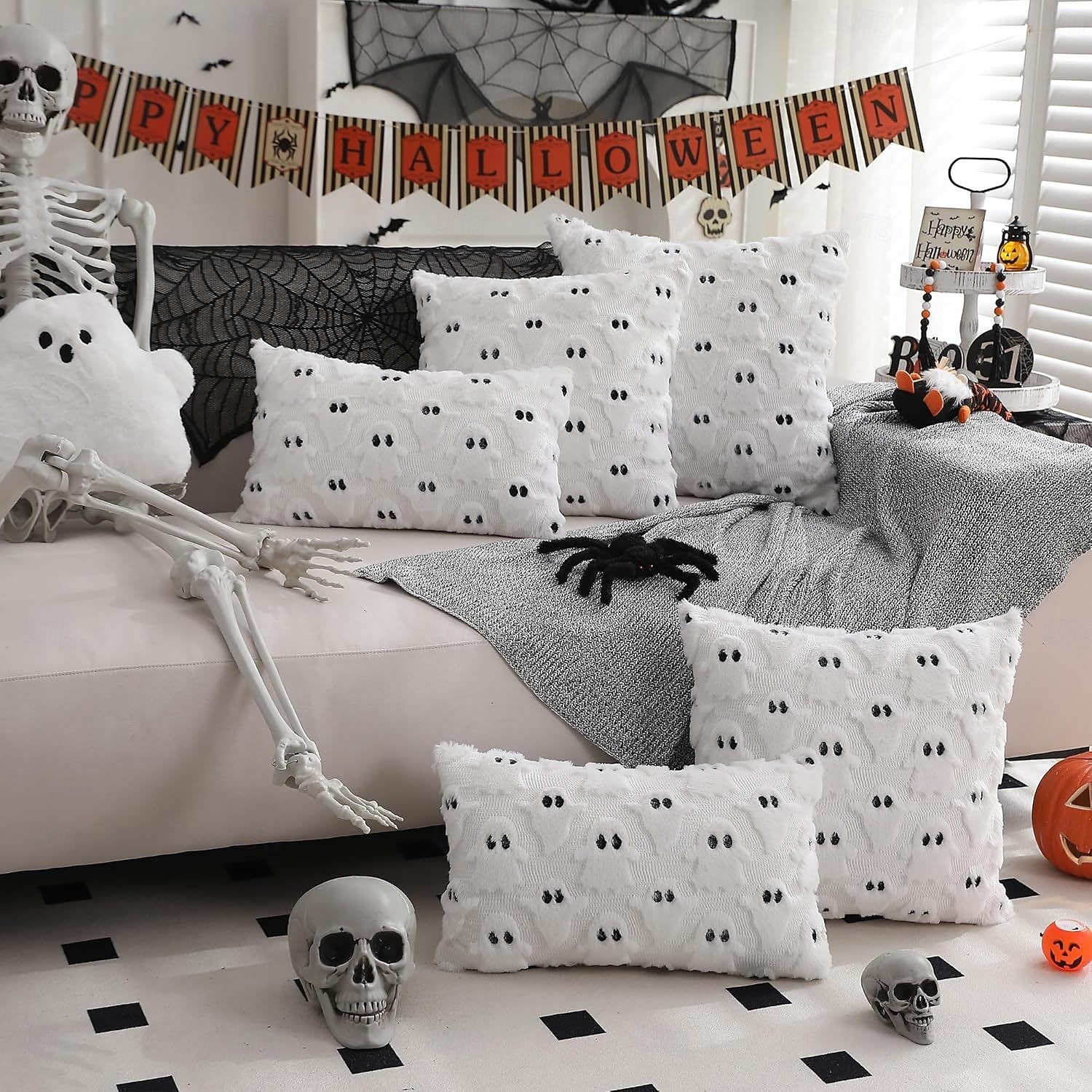2025年 ハロウィンゴーストのぬいぐるみ枕カバー、ソファ、カウチ、リビングルームのお祝いのホームデコレーション用の3D装飾クッションケース  コレクション – $7.99 –P4