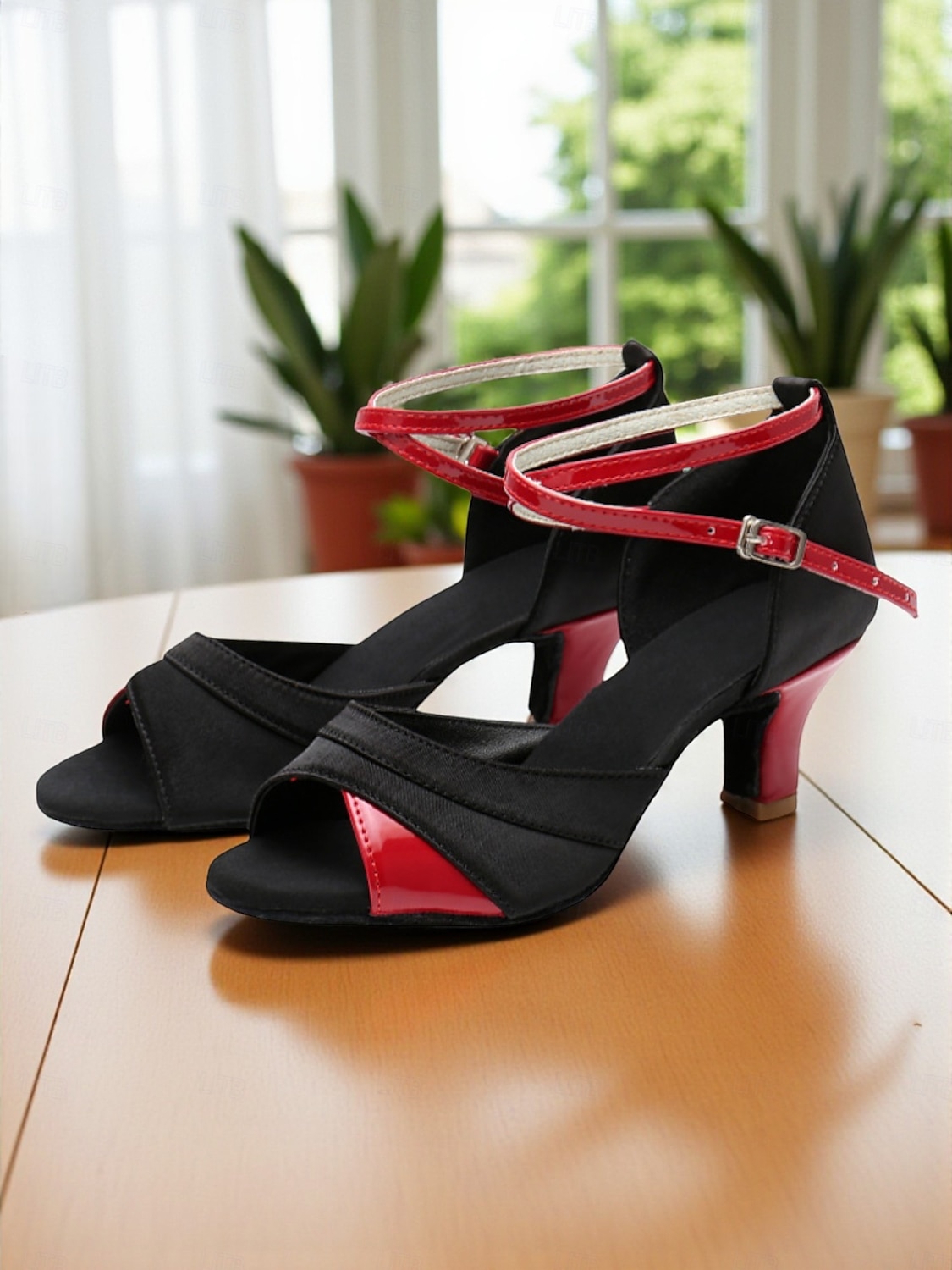 Sandálias femininas pretas e vermelhas para dança latina - sapatos de salão profissionais com bico aberto e salto médio com tira no tornozelo para performance e prática de 2025 por $29.99 –P6