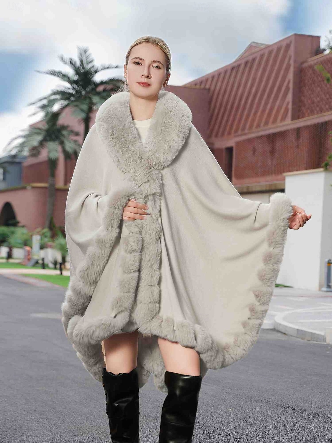 Pelssjal Elegant Hold Varm Ermeløs Flaggermusermer Polyester Bryllup Wrap Med Ren Farge Til Spesiell Leilighet Høst vinter 2025 - $142.99 –P15