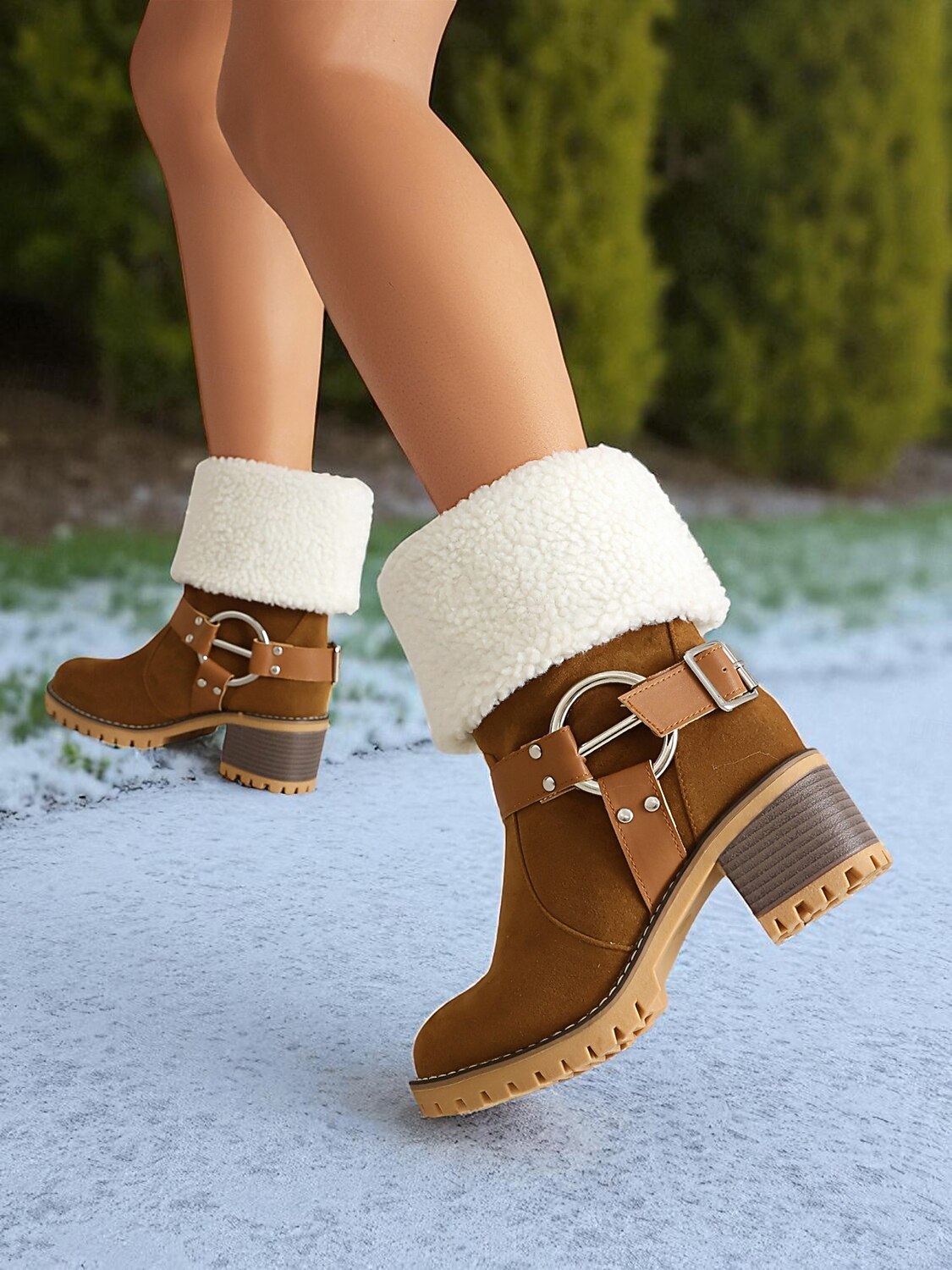 Botas femininas de camurça sintética com punho e fivela de pele de carneiro – botas casuais de inverno com salto grosso para atividades ao ar livre, viagens e looks aconchegantes de 2025 por $59.99 –P7