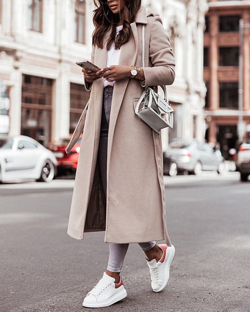Femmes Manteau Trench Chaud Confortable Avec Poches Mode Moderne Occasionnel Uni Sortir Week-end Simple Boutonnage Long Col Rabattu Coupe régulière manche longue Vêtements d'extérieur Noir Blanche de 2025 ? $33.99 –P12