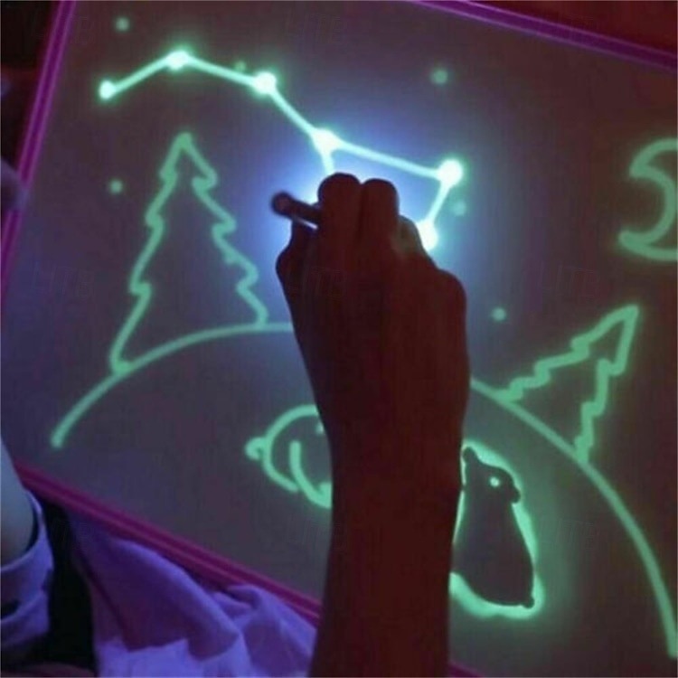 لوحة رسم ممتعة تتوهج في الظلام مع ضوء للأطفال، لوحة رسم تعليمية لتطوير مهارات الرسم أو الكتابة 2025 - $16.49 –P5
