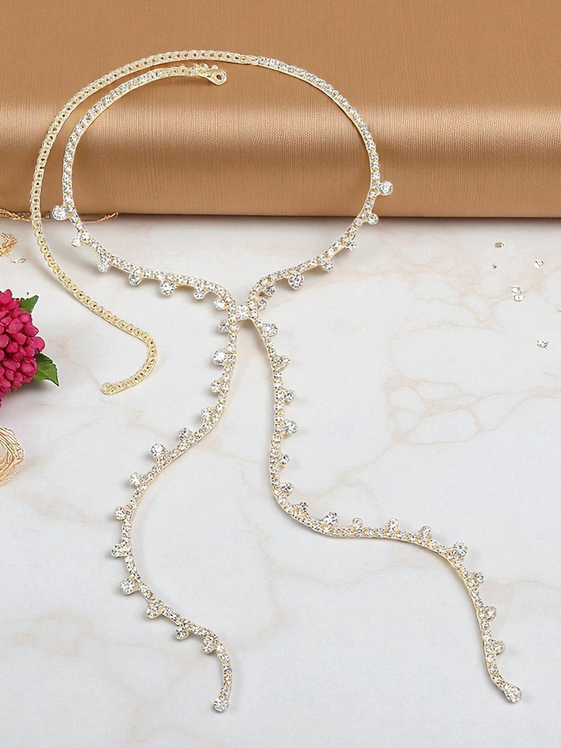 collana girocollo a forma di Y con strass da donna: gioielli scintillanti in cristallo per abiti con scollo a V profondo e occasioni di festa del 2025 a $14.99 –P4