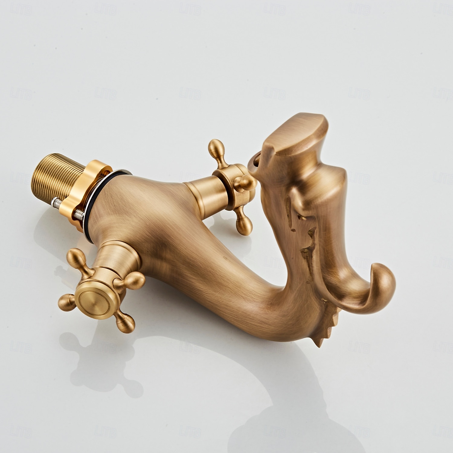 Waschbeckenarmatur - Klassisch Chrom / Ölgeriebene Bronze / Antikes Messing Mittelset Zwei Griffe Ein LochBath Taps 2025 - $161.99 –P15