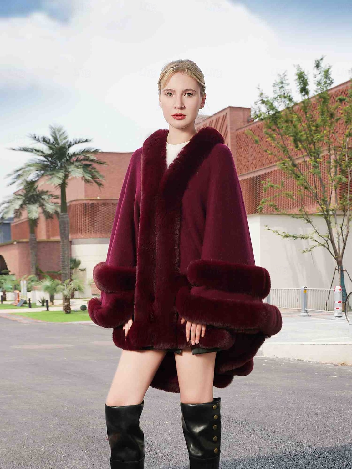 Pelssjal Plus Size Curve Hold Varm Ermeløs Flaggermusermer Polyester Bryllup Wrap Med Ren Farge Til Spesiell Leilighet Høst vinter 2025 - $113.99 –P10