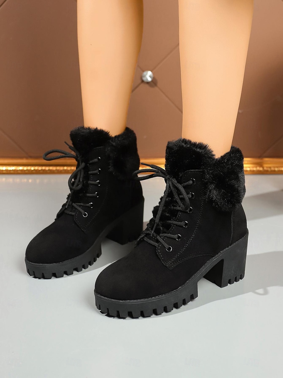 Botas femininas pretas de cano curto com cadarço e forro de pele – botas de inverno com salto grosso e sola de borracha para clima frio, uso casual e ao ar livre de 2025 por $34.99 –P1