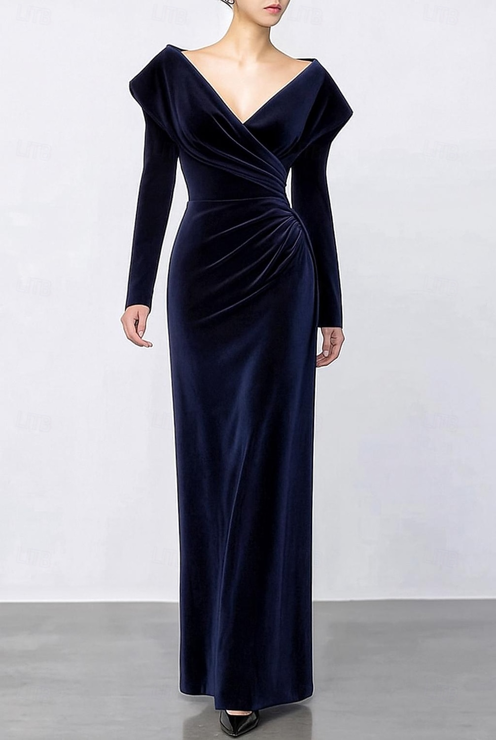 abito da sera elegante blu nero con scollo a V, lungo fino al pavimento, in velluto con volant e pieghe, 2025 del 2025 a $137.99 –P1