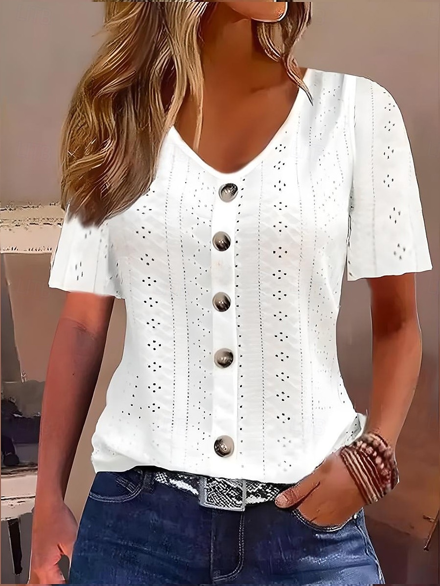Hauts en dentelle blancs élégants pour femmes Blouse en œillets Hauts quotidiens réguliers à manches courtes col en V Boutons Détente ample Hauts romantiques petits pour l'été Vacances Blanc Rose de 2025 ? $21.99 –P1