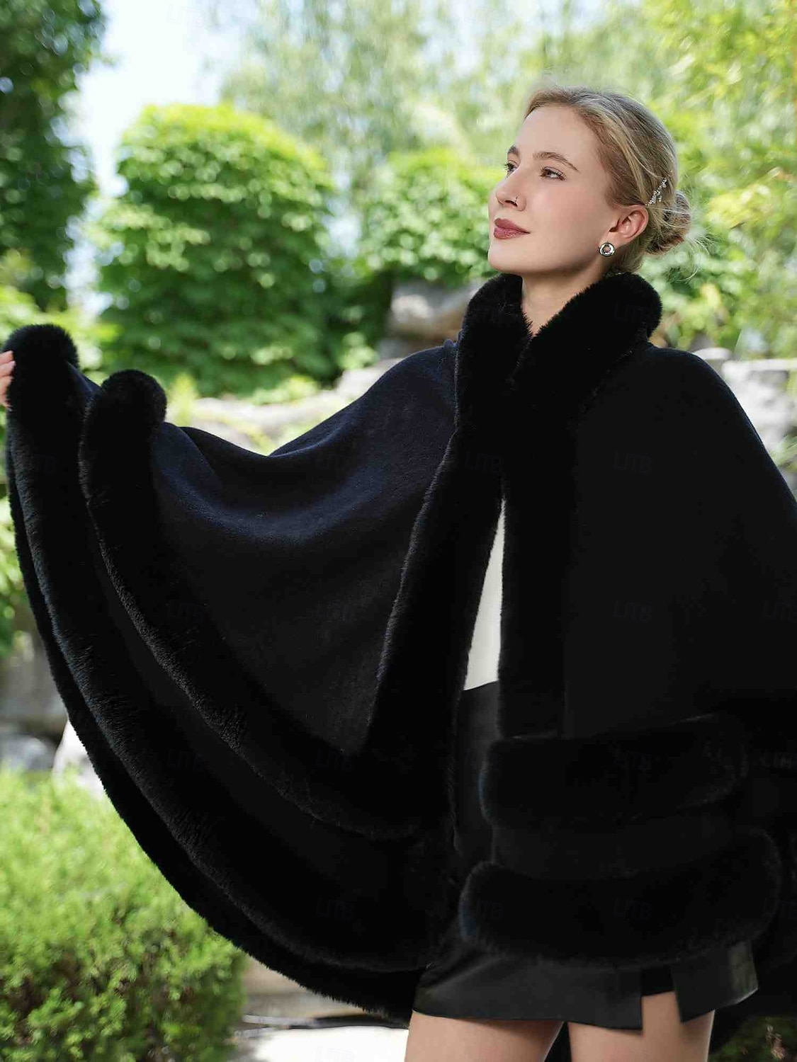 Écharpes en Fausse Fourrure Élégant Garder au Chaud Sans manches Manche Chauve-souris Polyester Boléros de Mariage Avec Couleur unie Pour Occasion Spéciale Automne & Hiver de 2025 ? $74.99 –P4