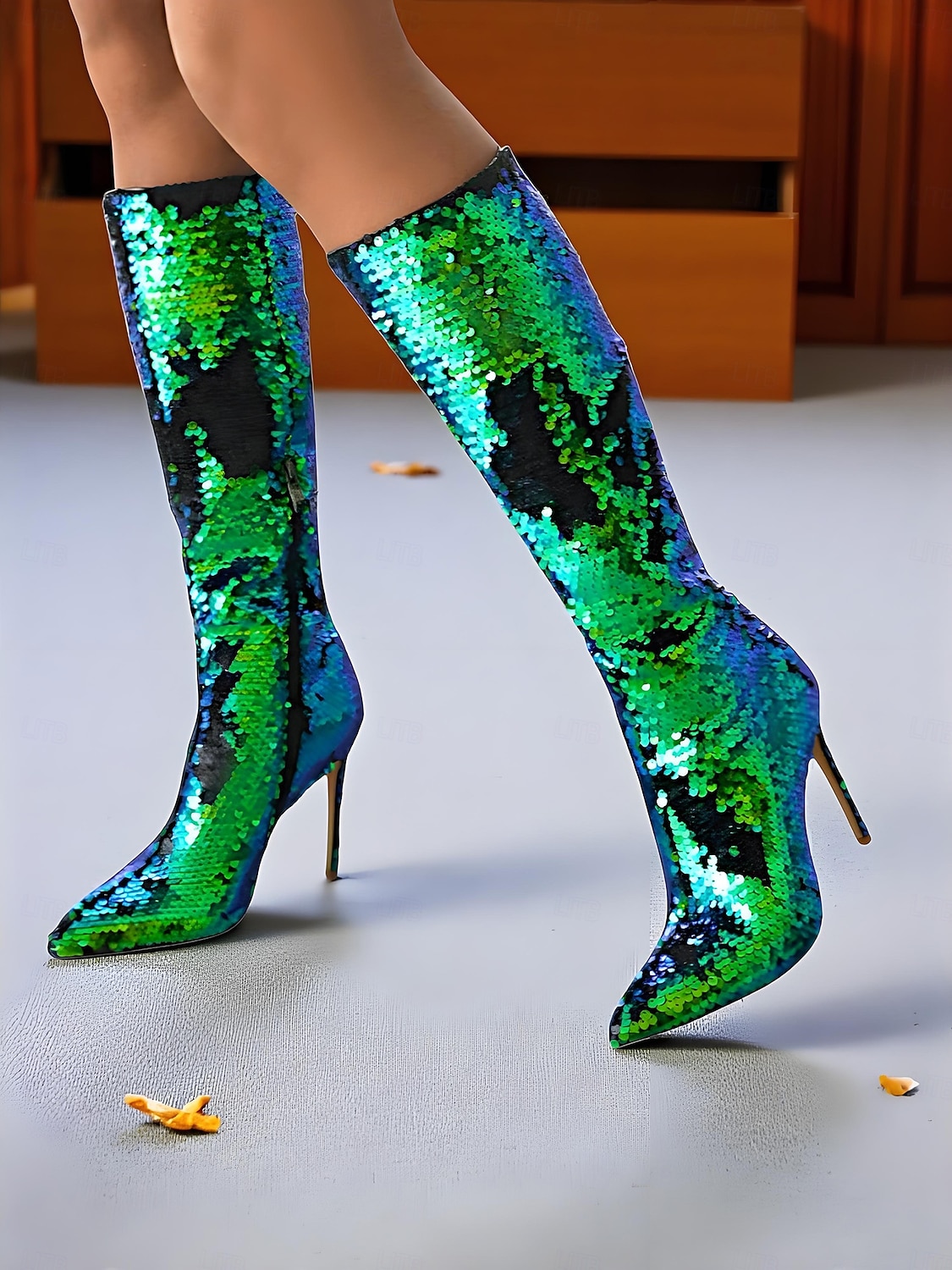 Botas femininas de cano alto com lantejoulas - botas de festa com salto agulha brilhante para mulheres, calçados da moda glamorosos para boates, apresentações no palco e trajes de noite de 2025 por $94.99 –P2