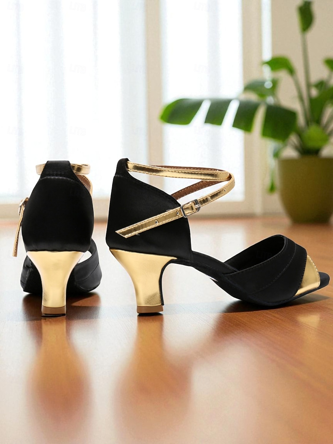 Sandálias femininas pretas e vermelhas para dança latina - sapatos de salão profissionais com bico aberto e salto médio com tira no tornozelo para performance e prática de 2025 por $29.99 –P3